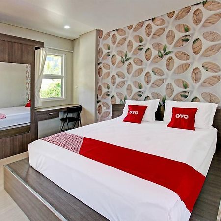 Capital O 91384 Rintaka Residence Senggigi Eksteriør bilde