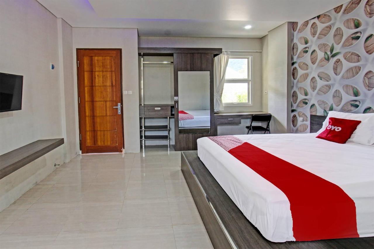 Capital O 91384 Rintaka Residence Senggigi Eksteriør bilde